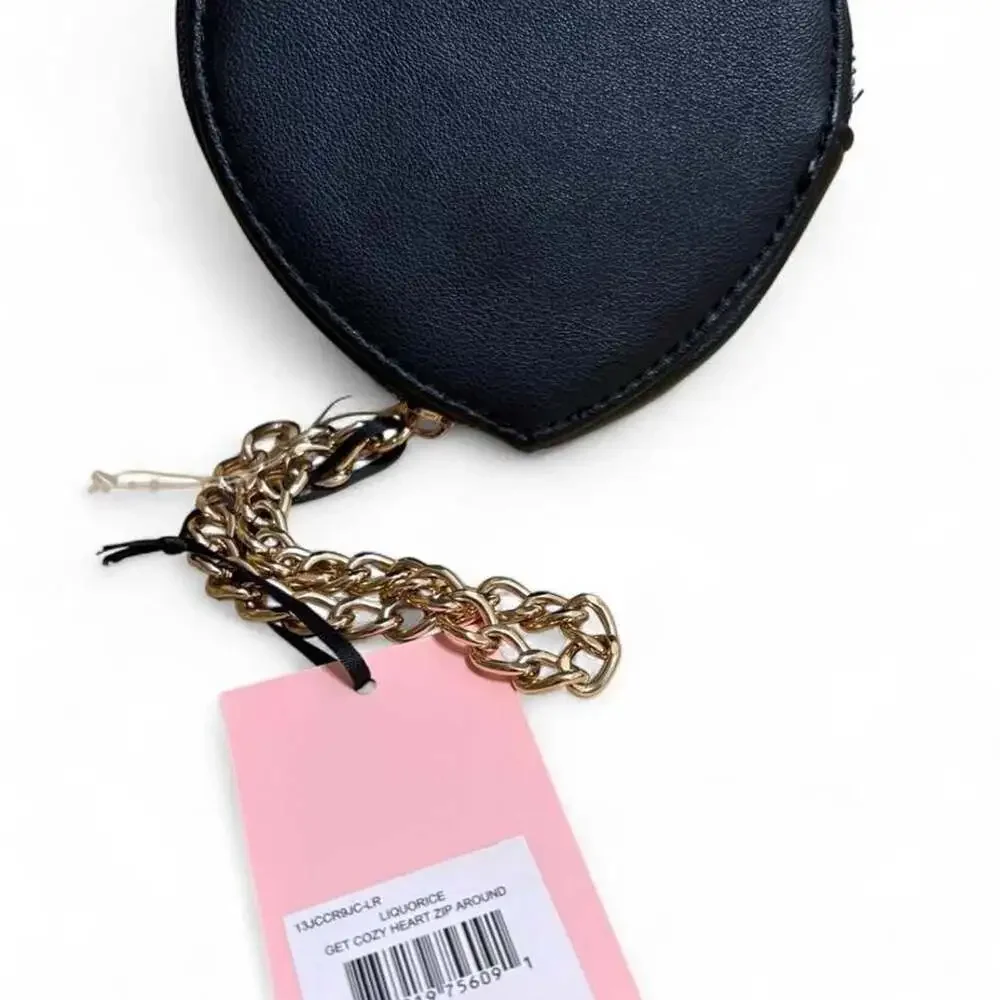 Juicy Couture Get Cozy Heart Zip Around Wristlet